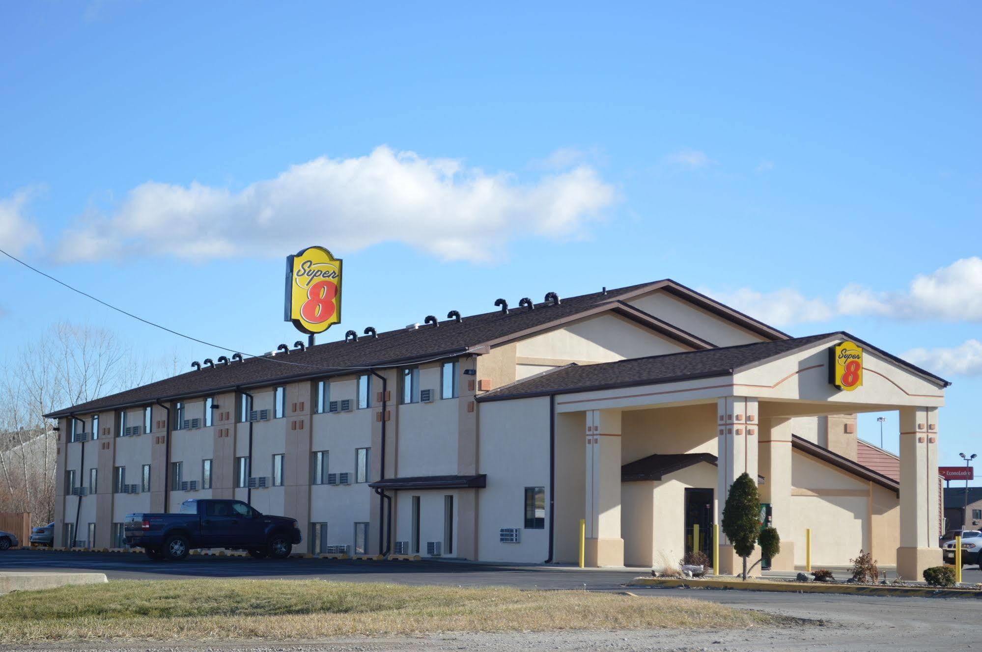 Super 8 By Wyndham Ames Exterior foto